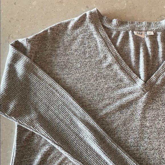 V-neck Shirt - Picture 4 of 4